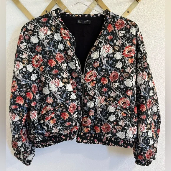 Zara Floral Quilted Bomber Jacket Metallic Black XL - Picture 3 of 7